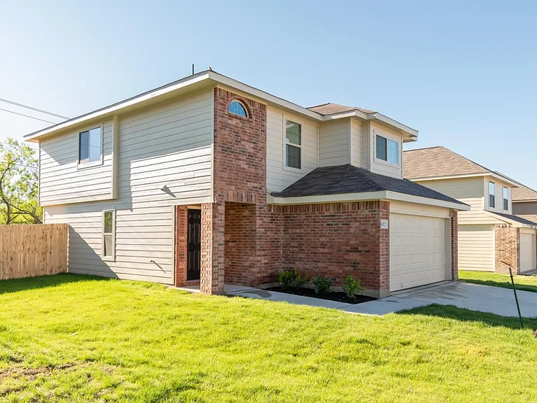 5022 War Horse Dr — Photo 3