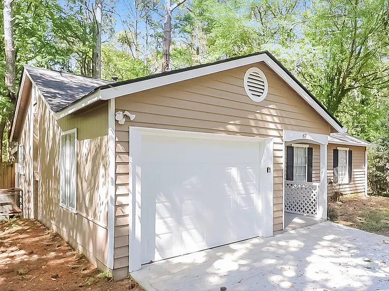 67 Burnham Cir — Photo 4