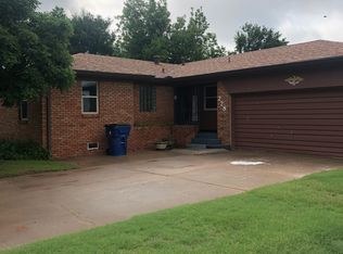 228 W 12th St, Cherokee, OK 73728