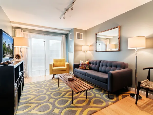 302 2nd St APT 2A, Brooklyn, NY 11215
