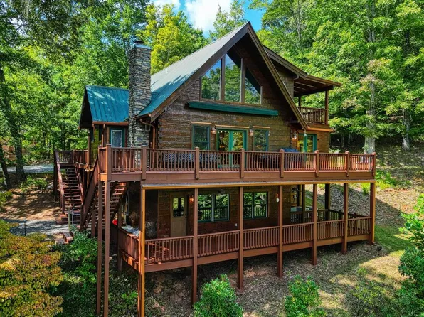 6341 W Laurel Ln, Young Harris, GA 30582