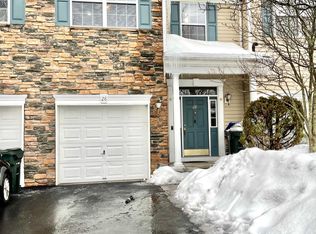 28 Ford Ct, Monroe, NY