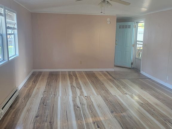 4th image of 1720 NW 38th Ave #117