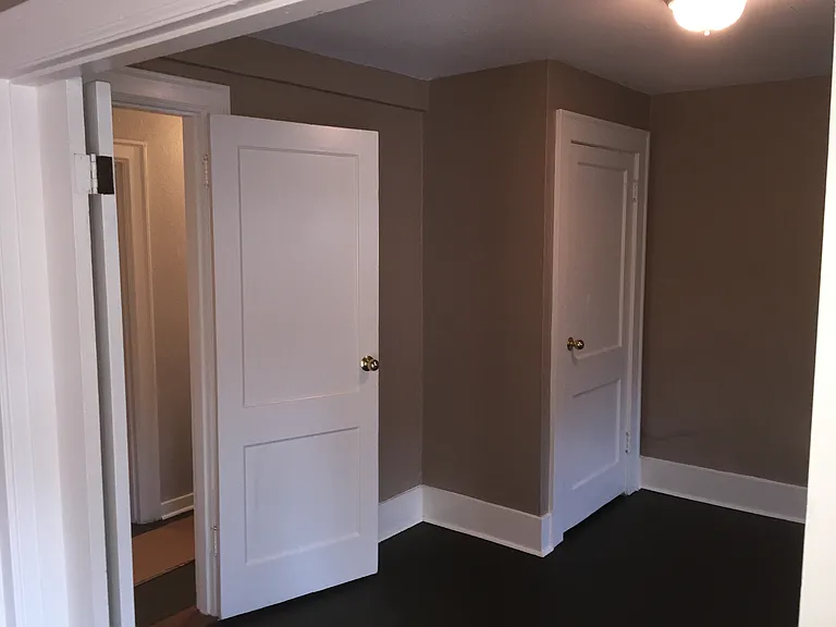 5400 Meridian Ave N #101 — Photo 8