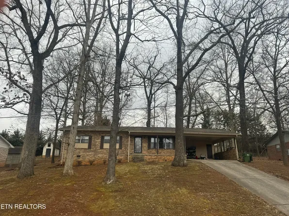 1808 E Alpine Dr, Maryville, TN 37804