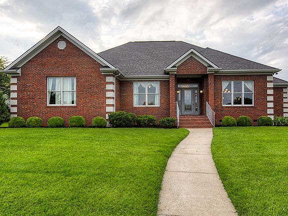 3rd image of 4247 Eagle Crest Dr