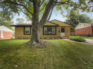 1744 Carlton Ave NE, Grand Rapids, MI 49505
