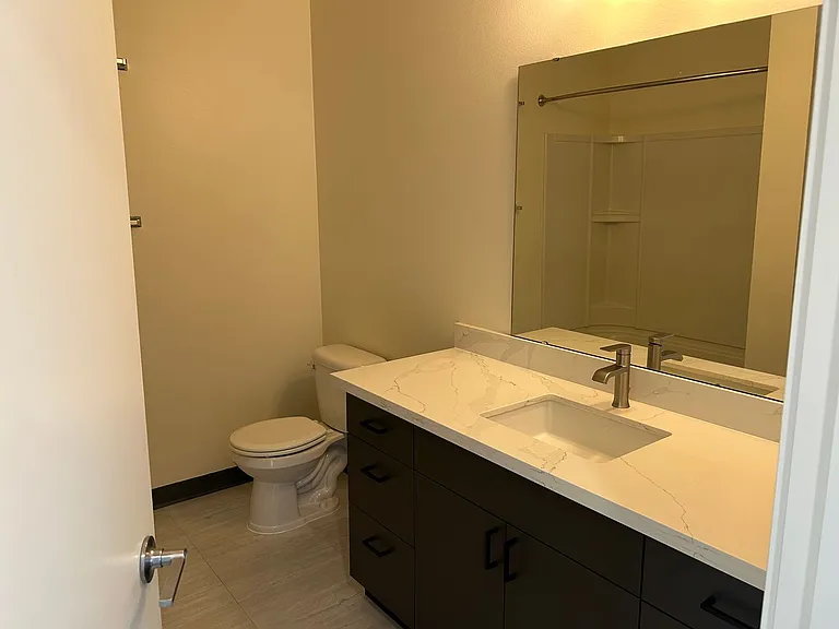 The Wally Apartments — Photo 17