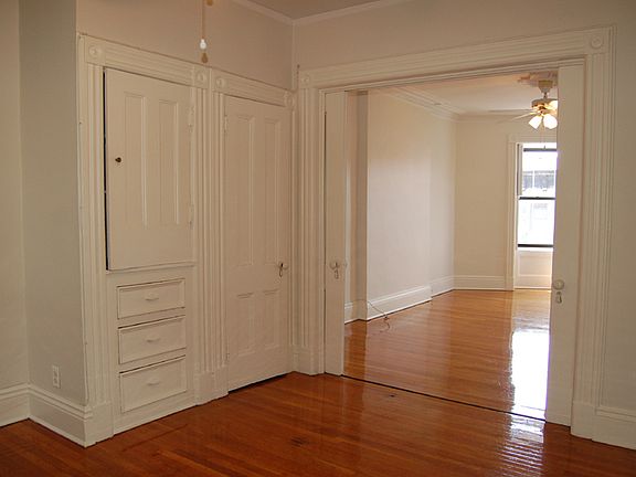 5th image of 139 7th Ave APT 4