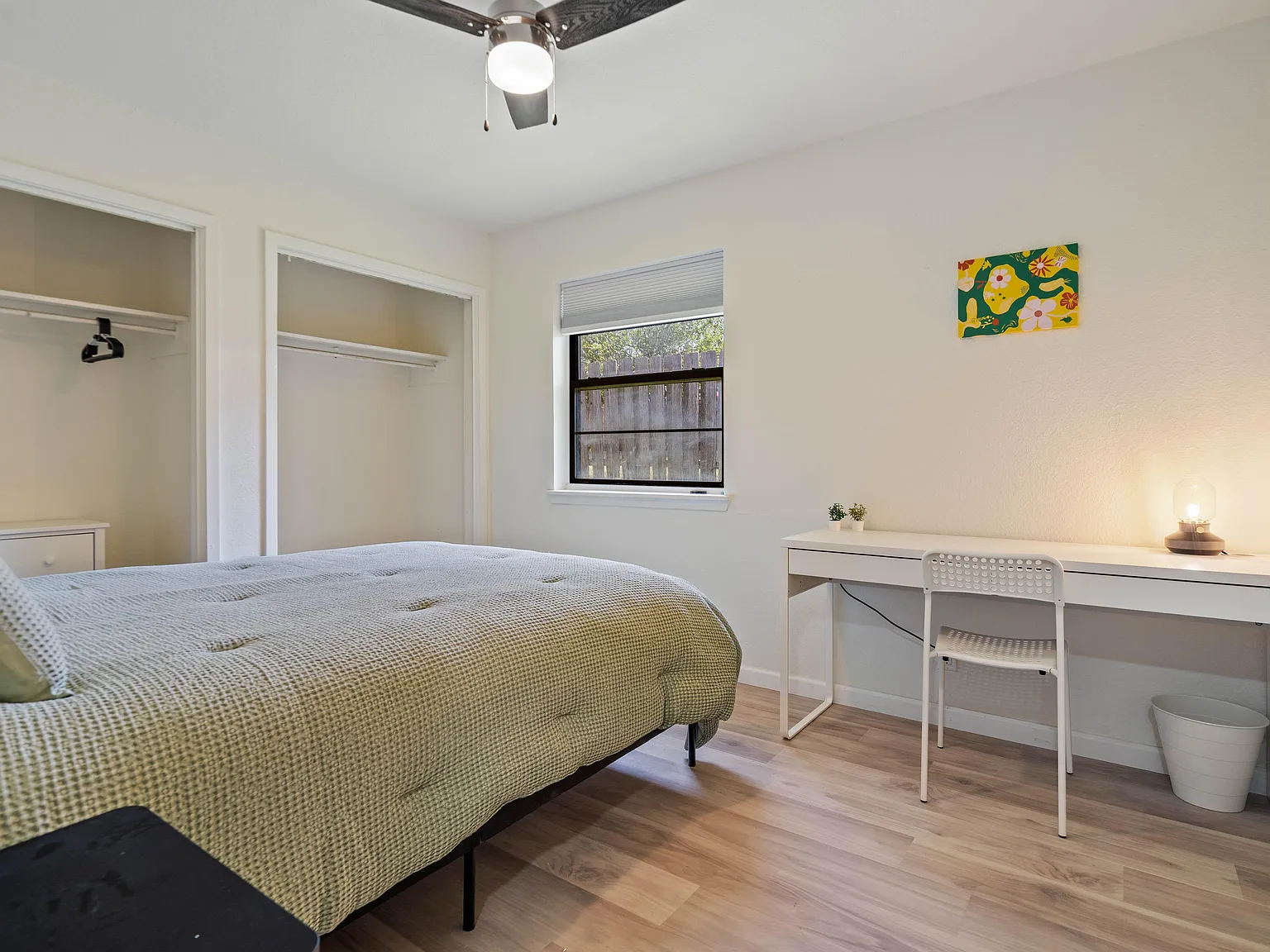 4 bed, 2.0 bath, 1500 sqft, $866 — Photo 2