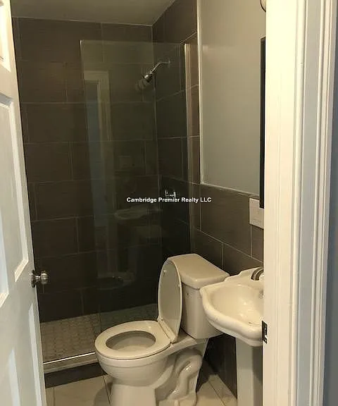 86 Norfolk St #2 — Photo 10