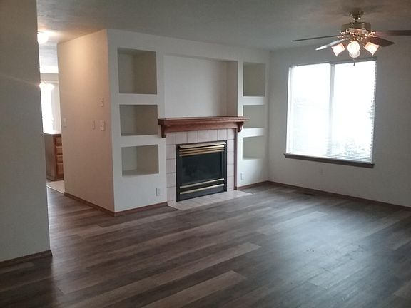 3rd image of 5720 56th Ave SE