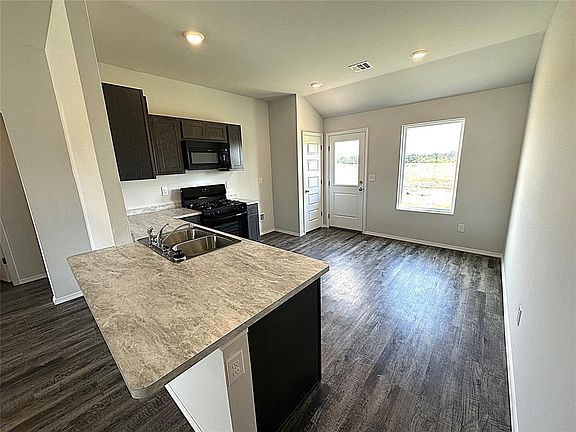 3rd image of 21252 River Mist Dr