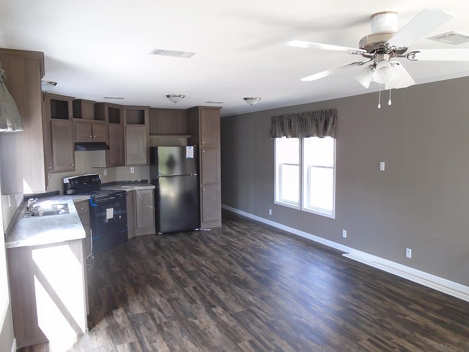 1st image of 213 S Sherrie Ln