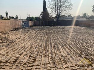 3230 Q St, Bakersfield, CA 93301