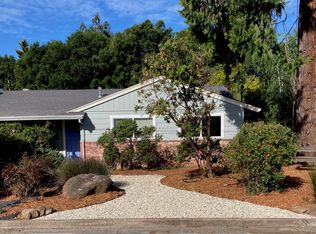 898 Daniel St, Sebastopol, CA 95472