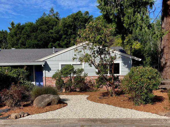 898 Daniel St, Sebastopol, CA 95472