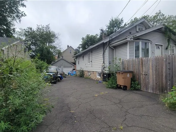 16 Sylvandale Avenue, Stamford, CT 06902