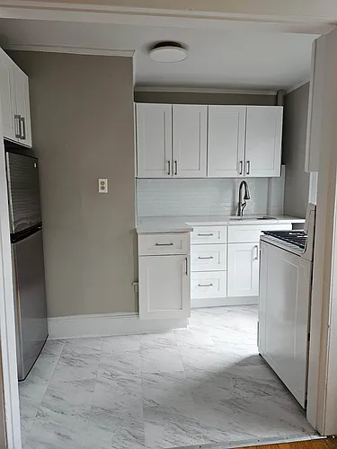 20-32 32nd St #1 Photo 1