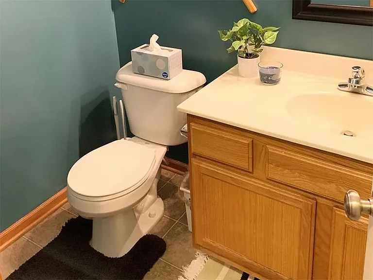 539 French Ln — Photo 17