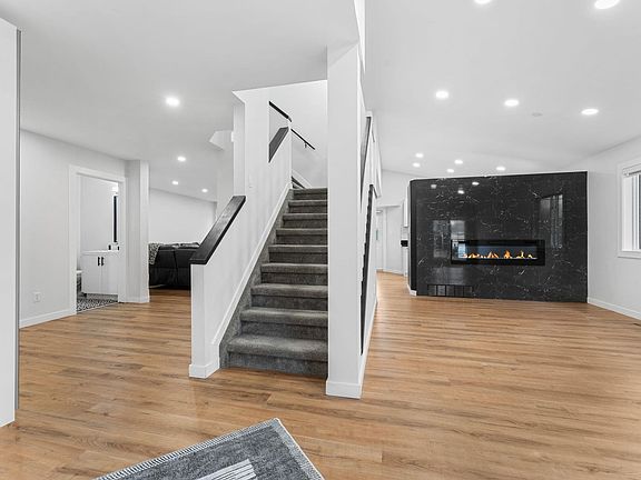 4th image of 362 Blackburn Dr