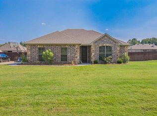 236 Karabeth Ln, Hallsville, TX 75650