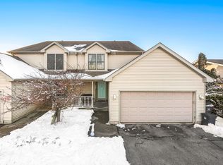 199 S Somonauk Rd, Cortland, IL 60112