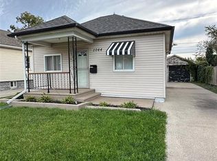 1044 Reedmere Rd, Windsor, ON N8S 2M1