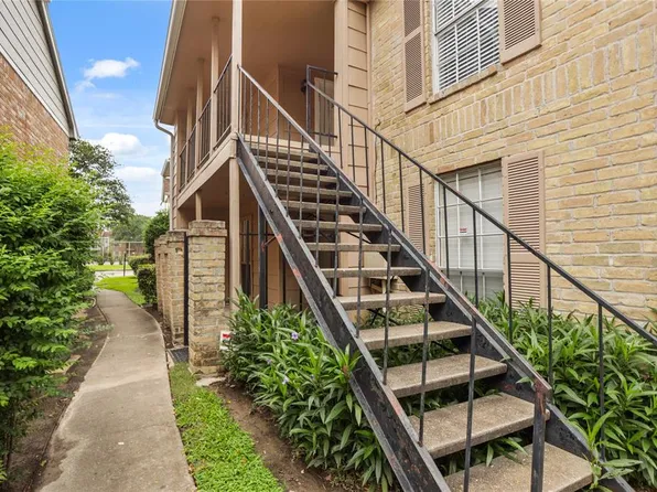 2800 Jeanetta Street #1406, Houston, TX 77063