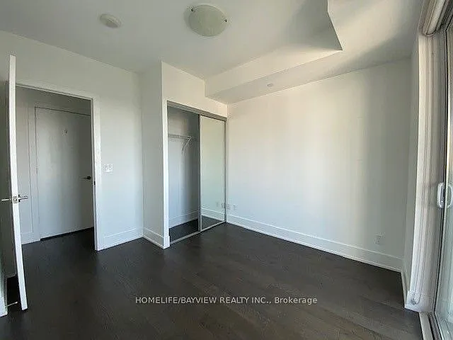 200 Bloor St W #2206 — Photo 7