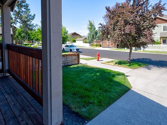 3rd image of 63168 Eastview Dr #2