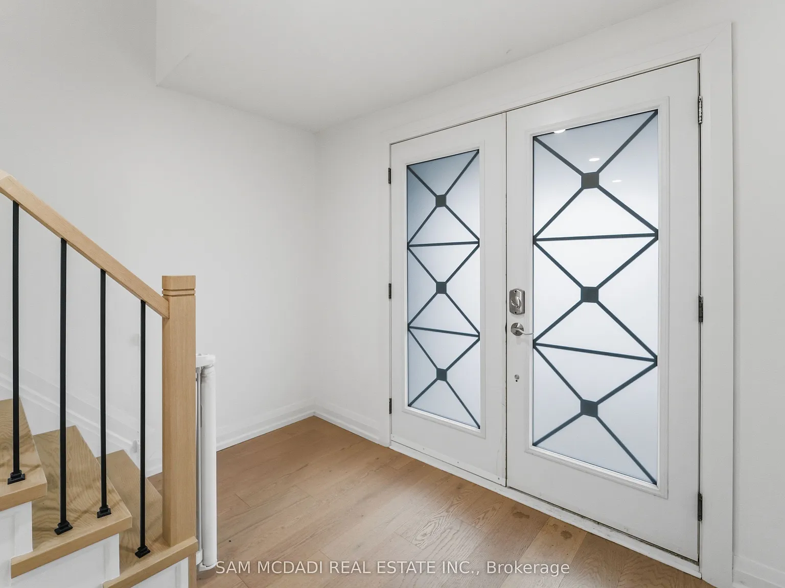 5 bed, $5,800 — Photo 4