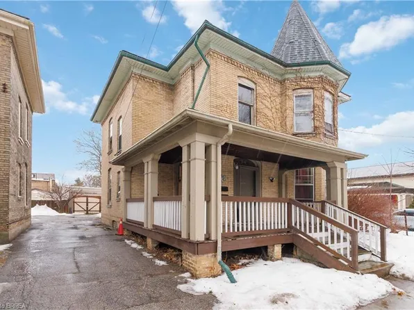 74 Pearl St, Brantford, ON N3T 3N7