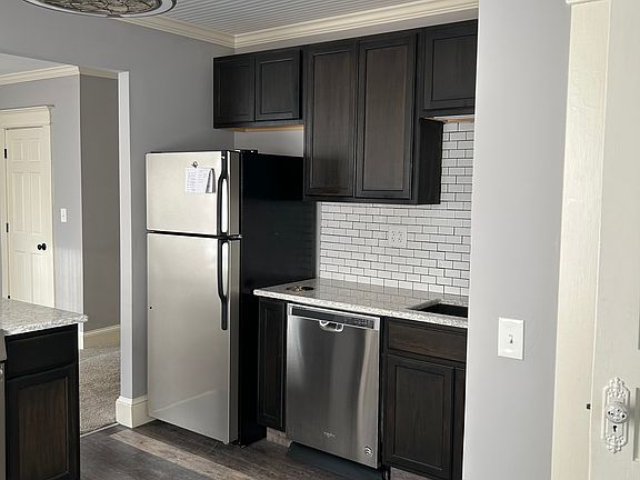 5th image of 466 Meigs St #2