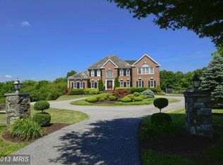 8532 Churchill Downs Rd, Laytonsville, MD 20882