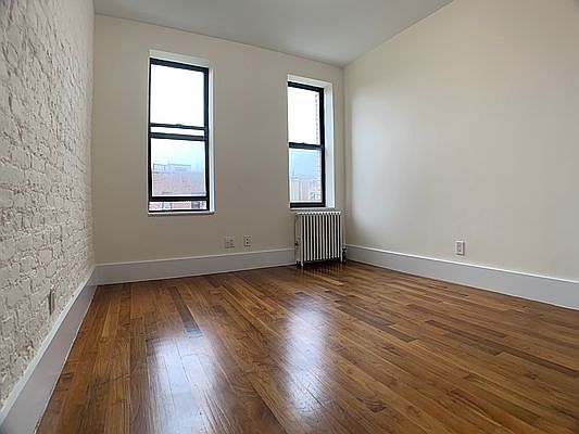 4th image of 455 Hudson St APT 30