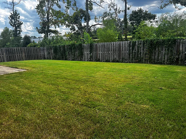 711 Windmill Cir — Photo 12