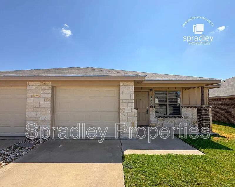 Southwood Hills — Photo 1