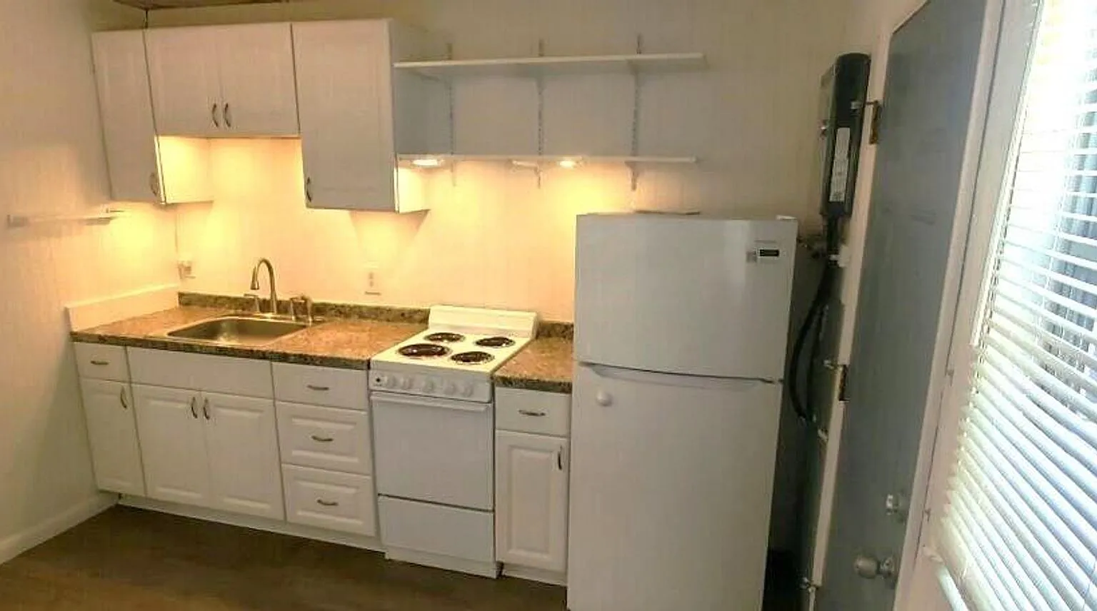 108 Murray Way — Photo 3