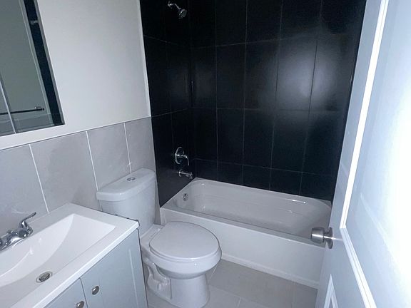 2nd image of 65 S Harrison St #12L