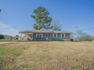 20 Aberdeen Dr, Scottsboro, AL 35769
