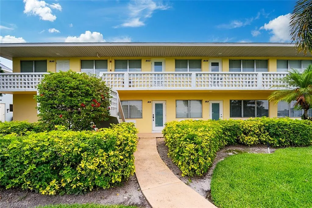 2 bed, 1.0 bath, 850 sqft, $2,700 — Photo 2