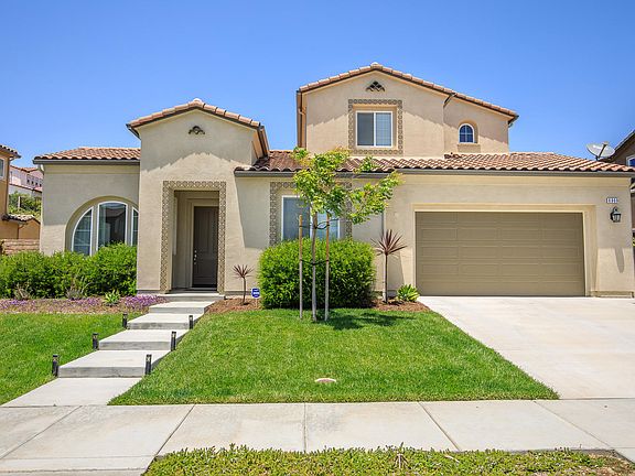 2nd image of 6869 Shadow Wood Dr