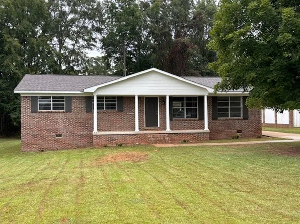1305 31st St, Valley, AL 36854