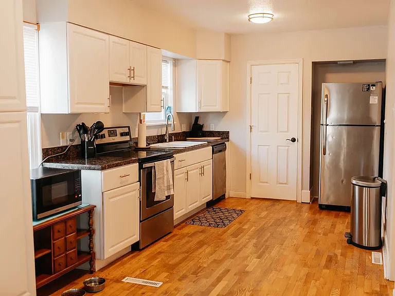 244 Avenue E — Photo 2
