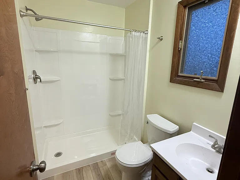 32051 Avon Rd — Photo 4