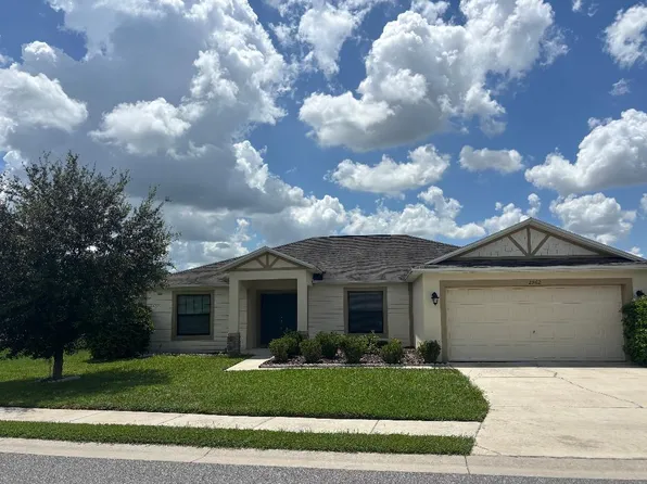 2962 Creeks Crossing Blvd, Lakeland, FL 33810