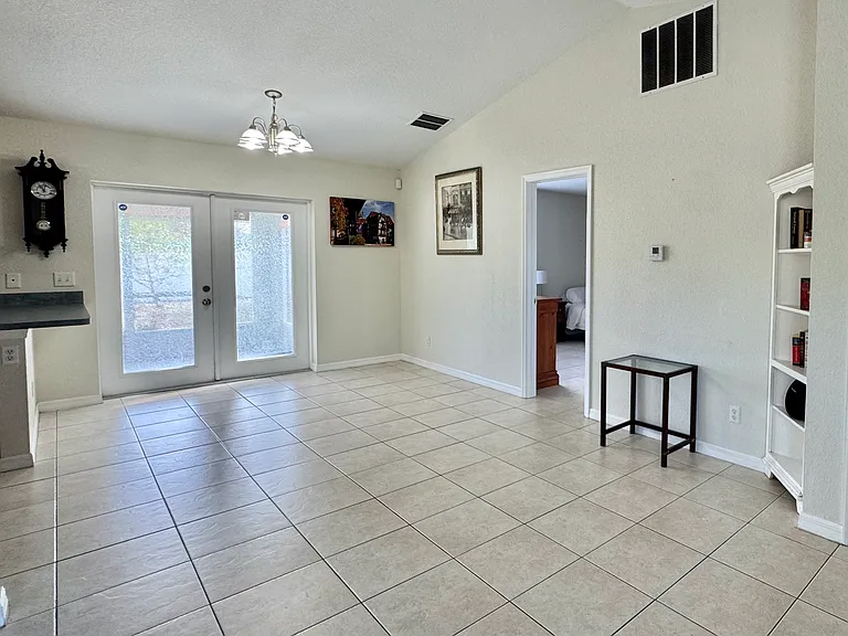 7502 Cohen St — Photo 6