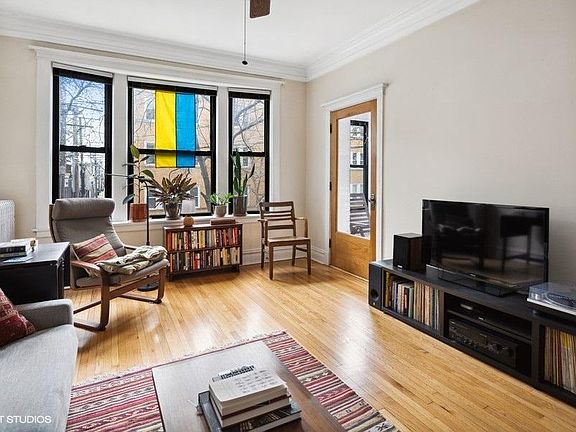 2nd image of 5012 N Glenwood Ave #1