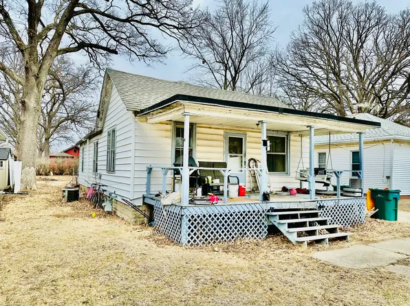208 W 12th St, Streator, IL 61364